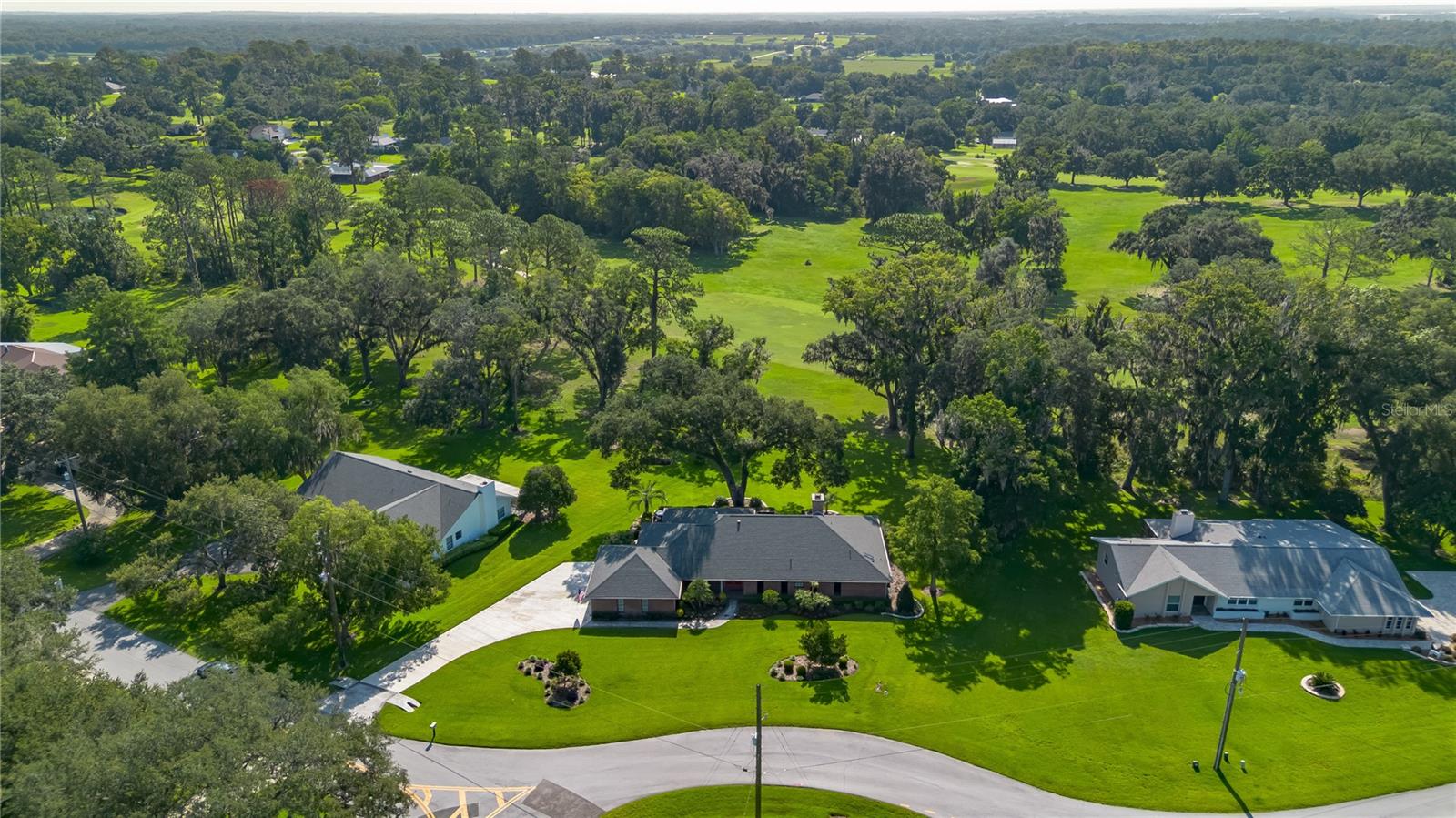GOLDEN HILLS - Residential