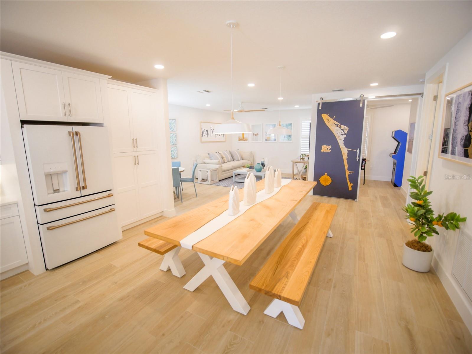 CRYSTAL BEACH - Residential