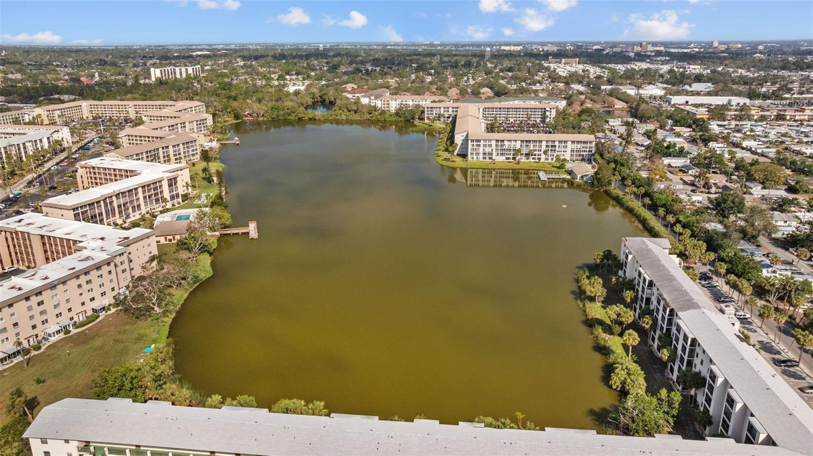 BAYSHORE ON THE LAKE APTS SEC 1 - Residential