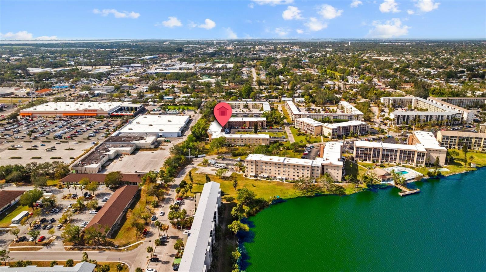 BAYSHORE ON THE LAKE APTS SEC 1 - Residential