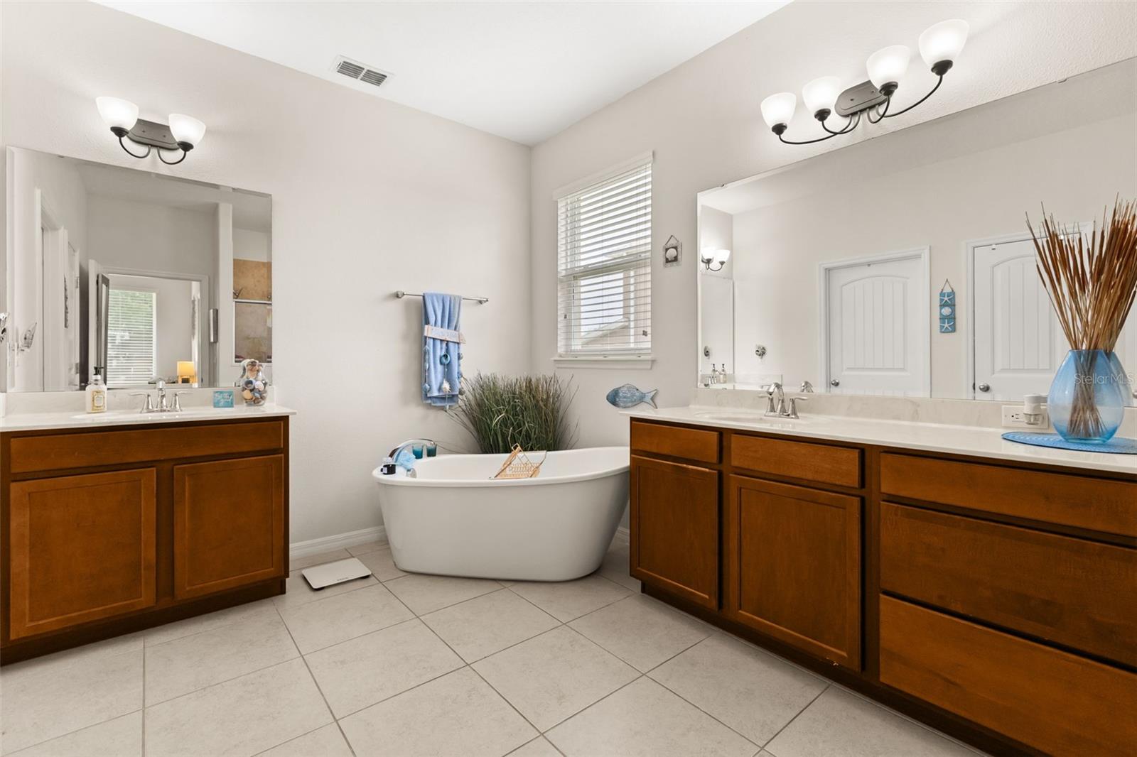 CHANDLER ESTS - Residential