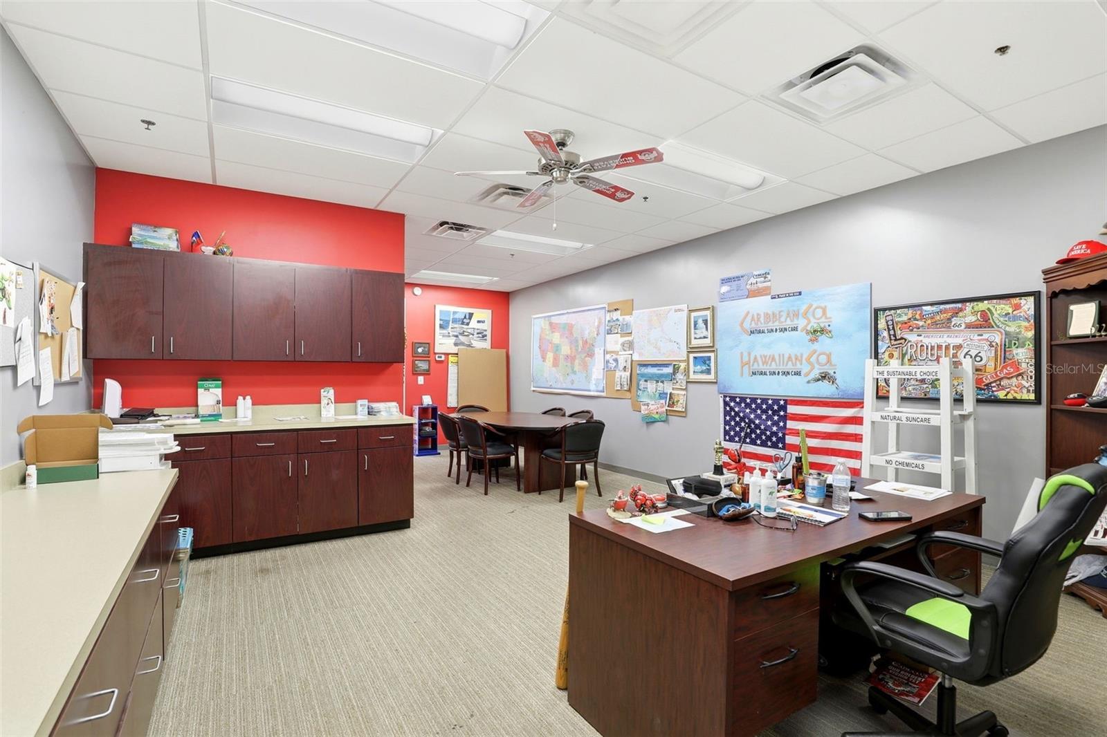 DREWTINA COMMERCE CENTER - Commercial Sale