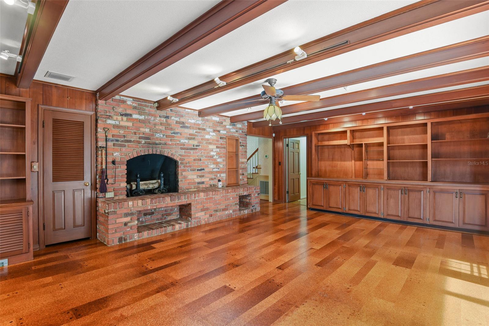 SPRING LAKE TERRACE - Residential
