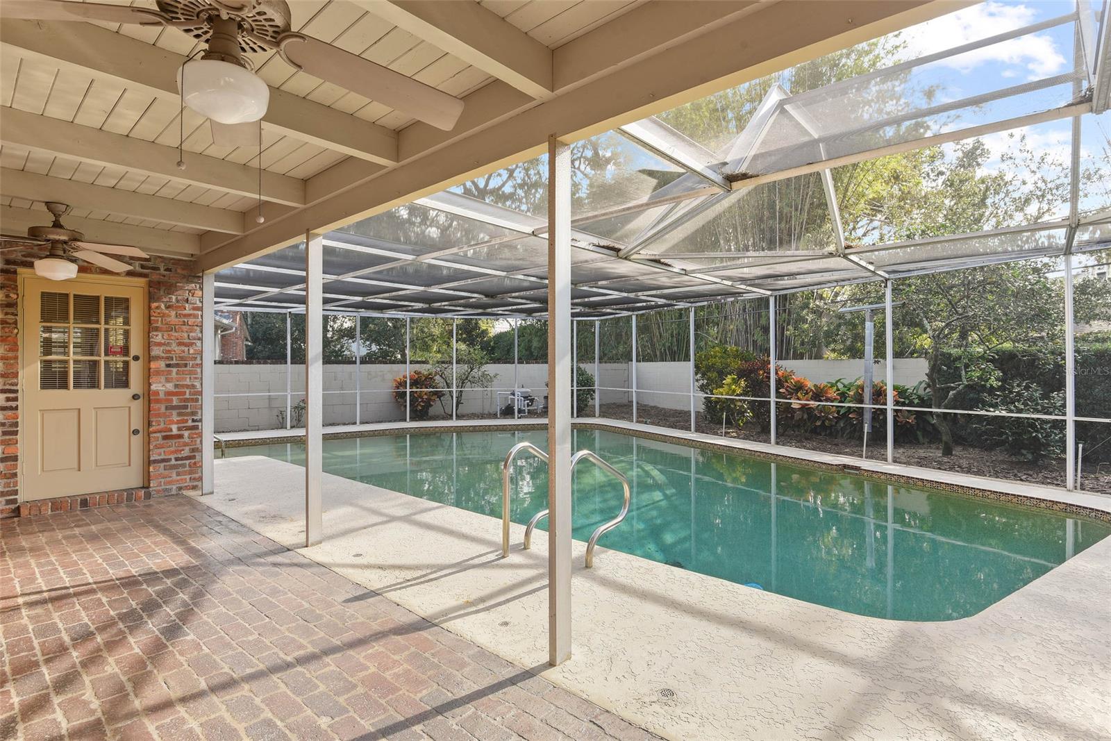SPRING LAKE TERRACE - Residential