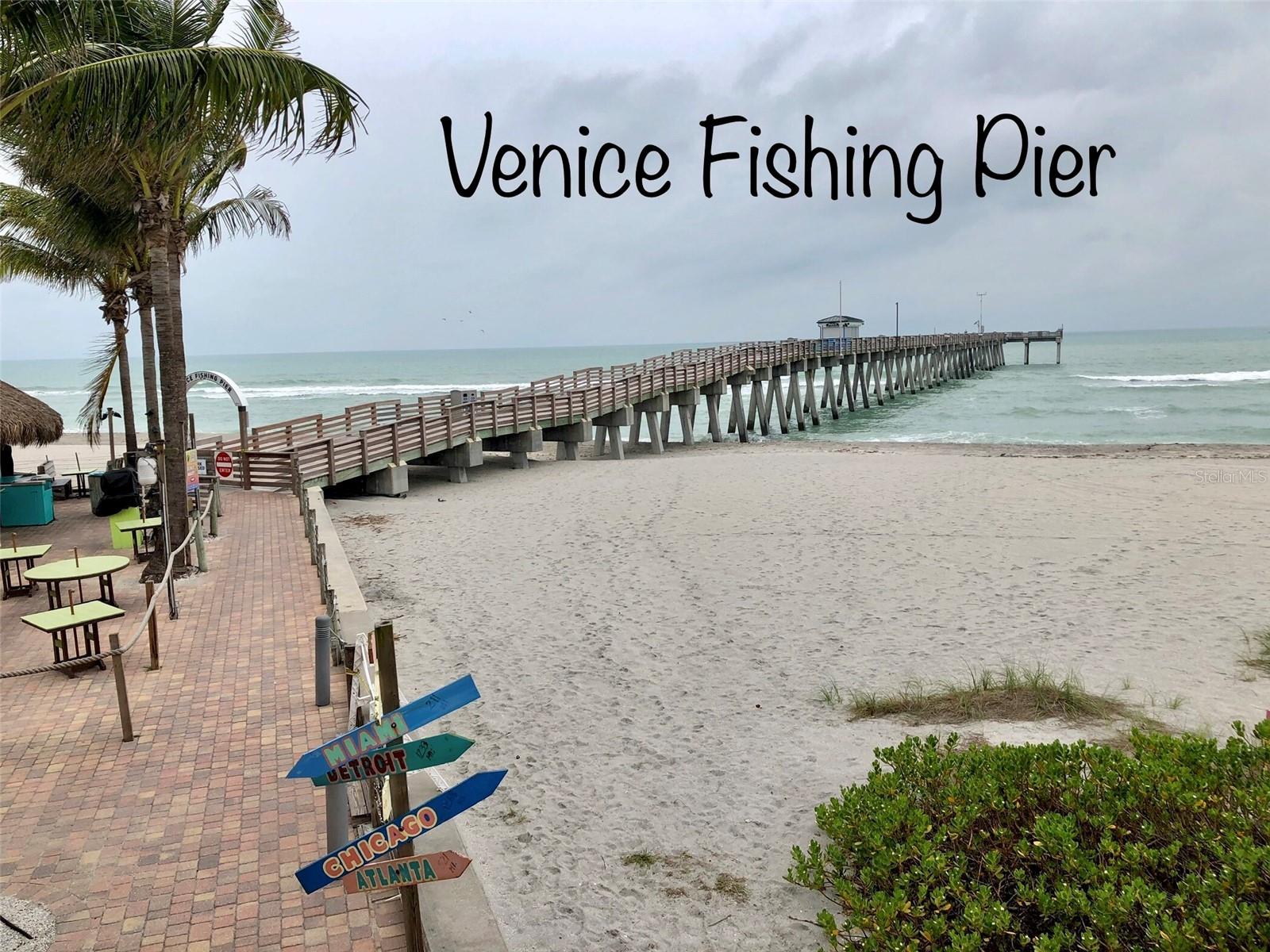 PELICAN POINTE GOLF & COUNTRY CLUB - Residential