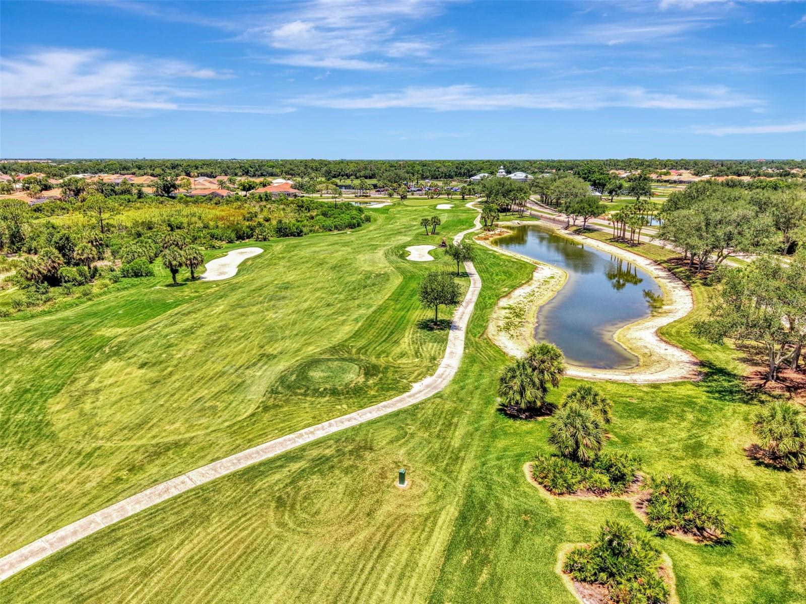 PELICAN POINTE GOLF & COUNTRY CLUB - Residential
