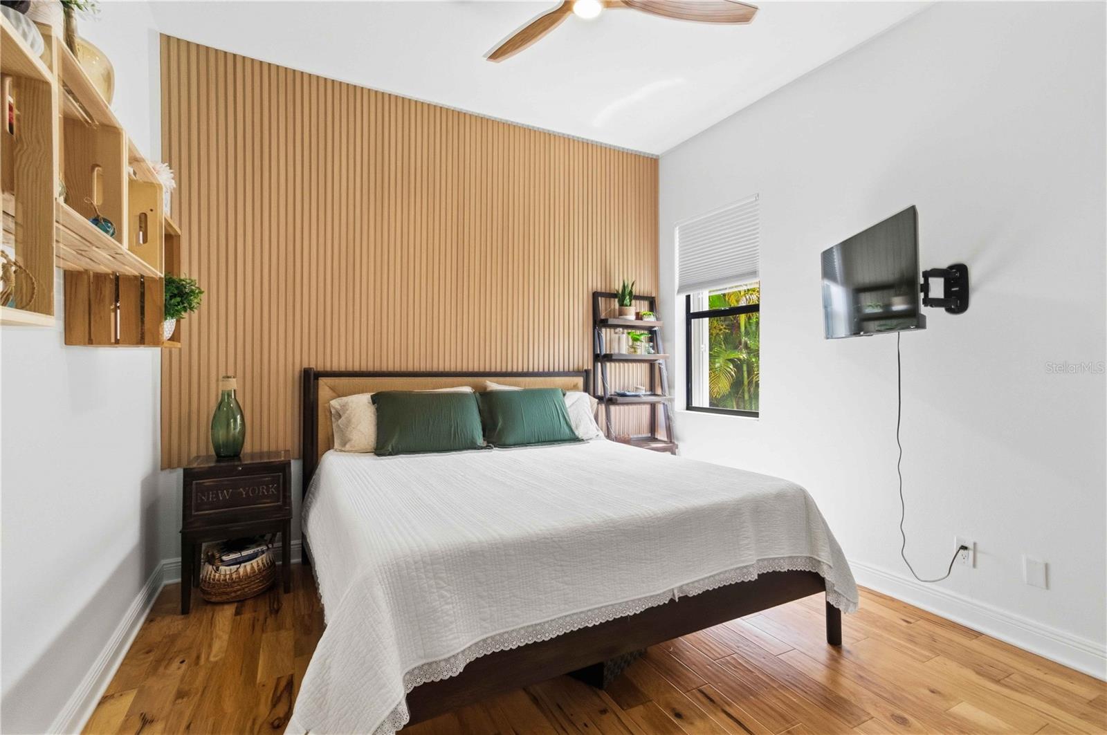 RESIDENCES AT UNIVERSITY GROVES - Residential