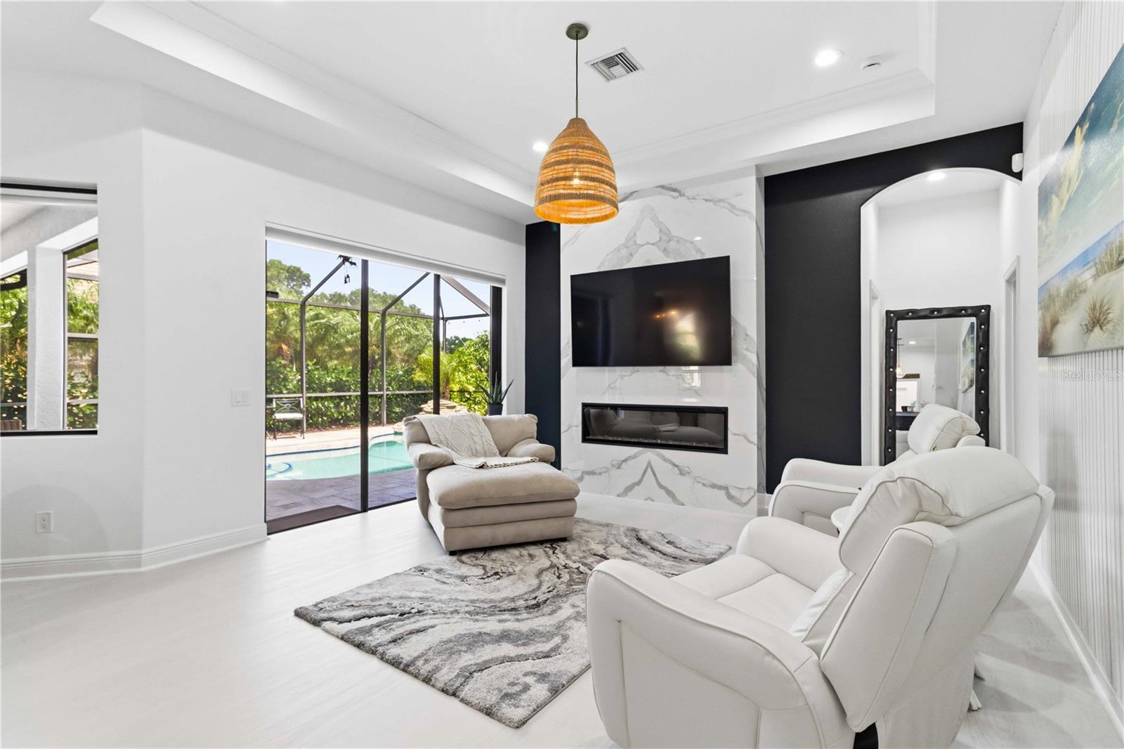 RESIDENCES AT UNIVERSITY GROVES - Residential