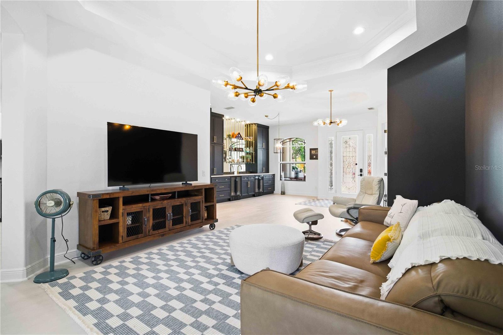 RESIDENCES AT UNIVERSITY GROVES - Residential