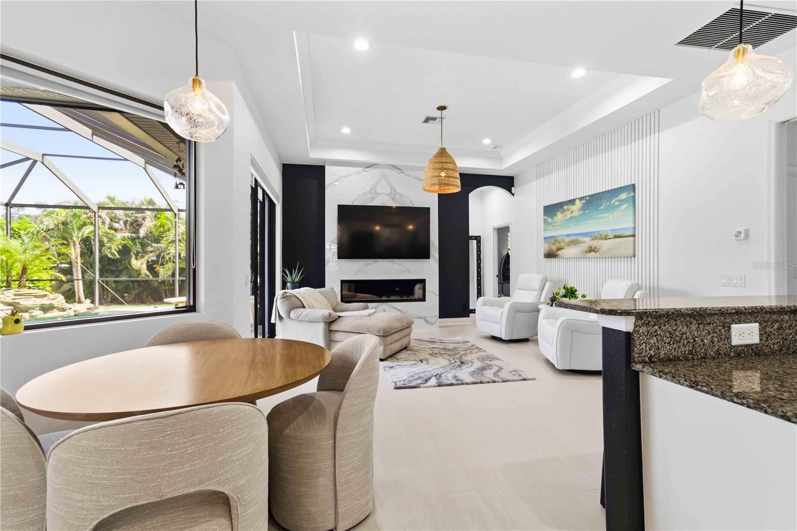 RESIDENCES AT UNIVERSITY GROVES - Residential