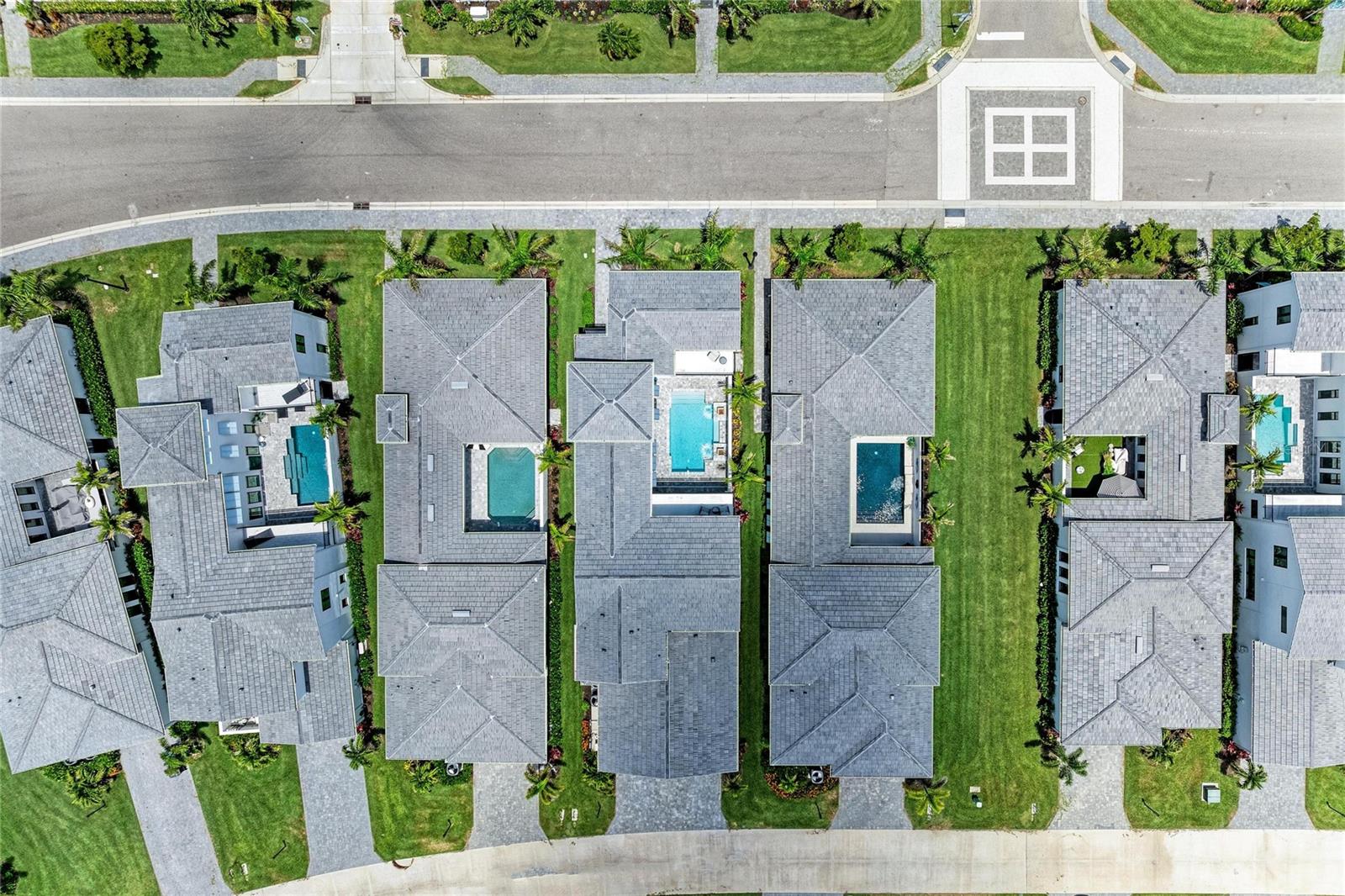 AQUA LAGOON - Residential