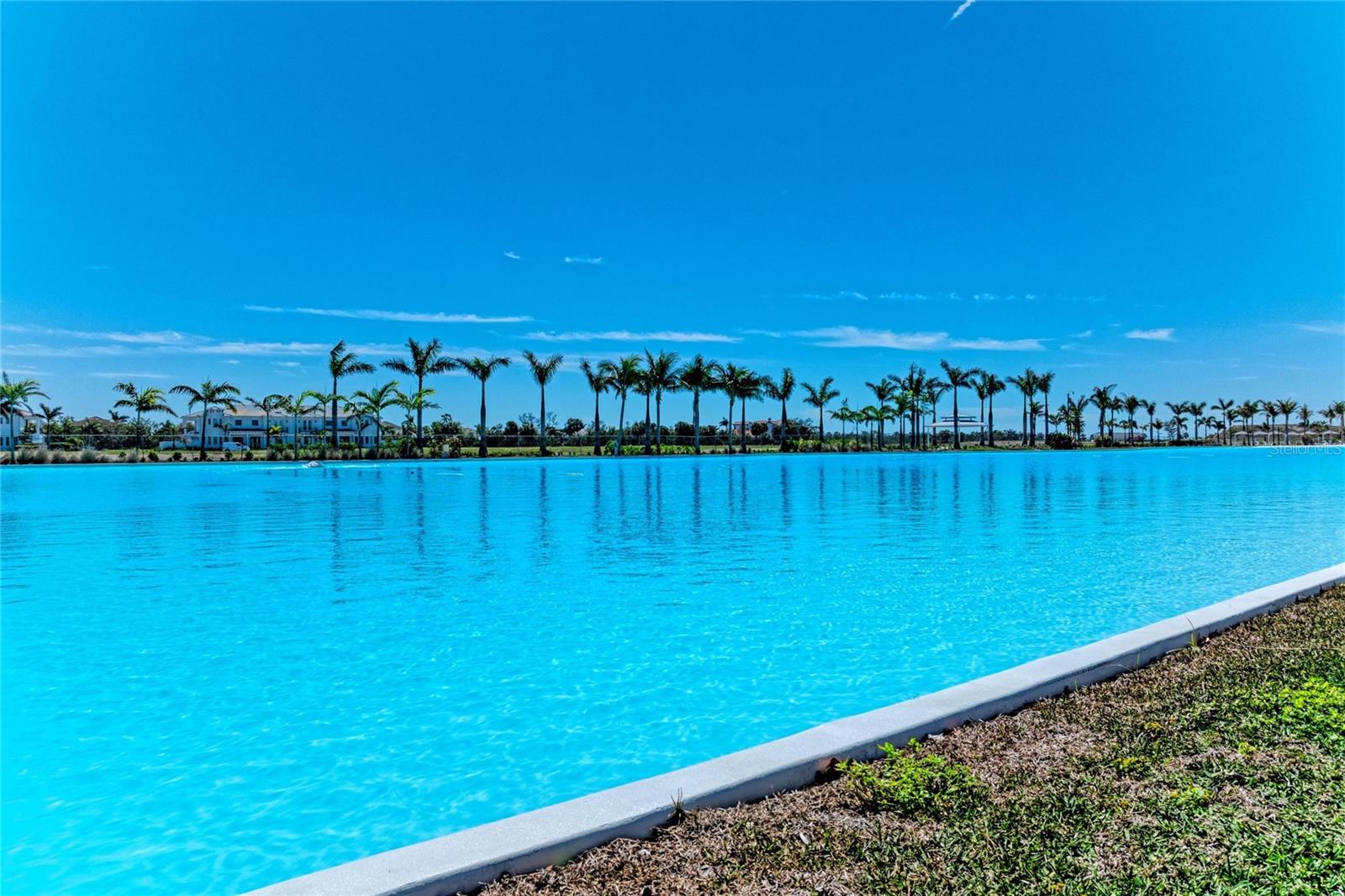 AQUA LAGOON - Residential