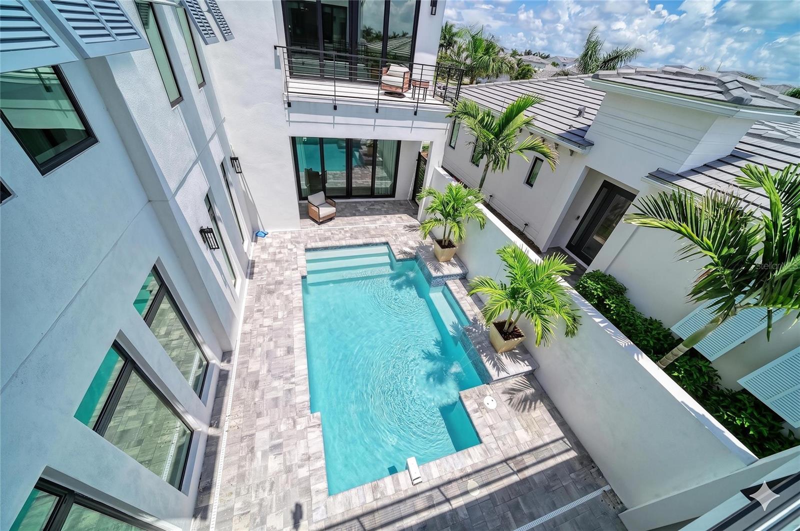 AQUA LAGOON - Residential
