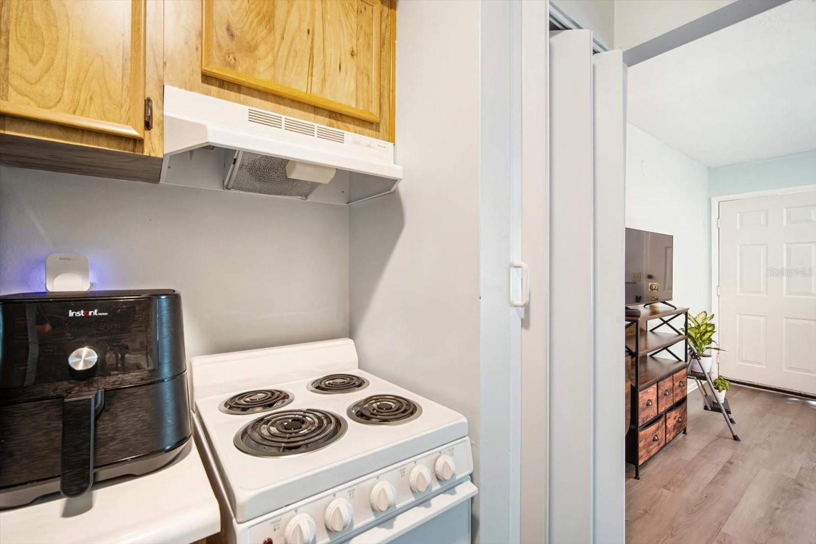 WATERSIDE CONDO II - Residential