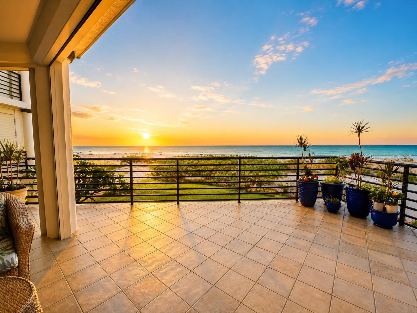 MARQUESA CONDO - Residential