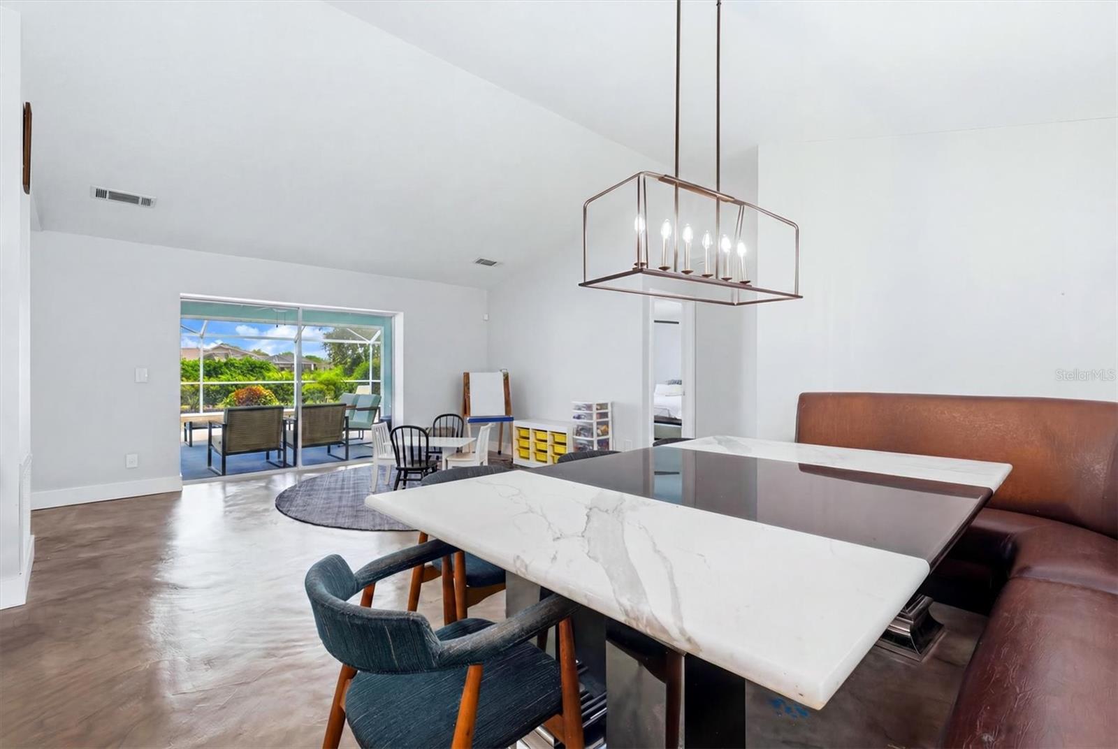 COUNTRY CLUB OF SARASOTA THE - Residential