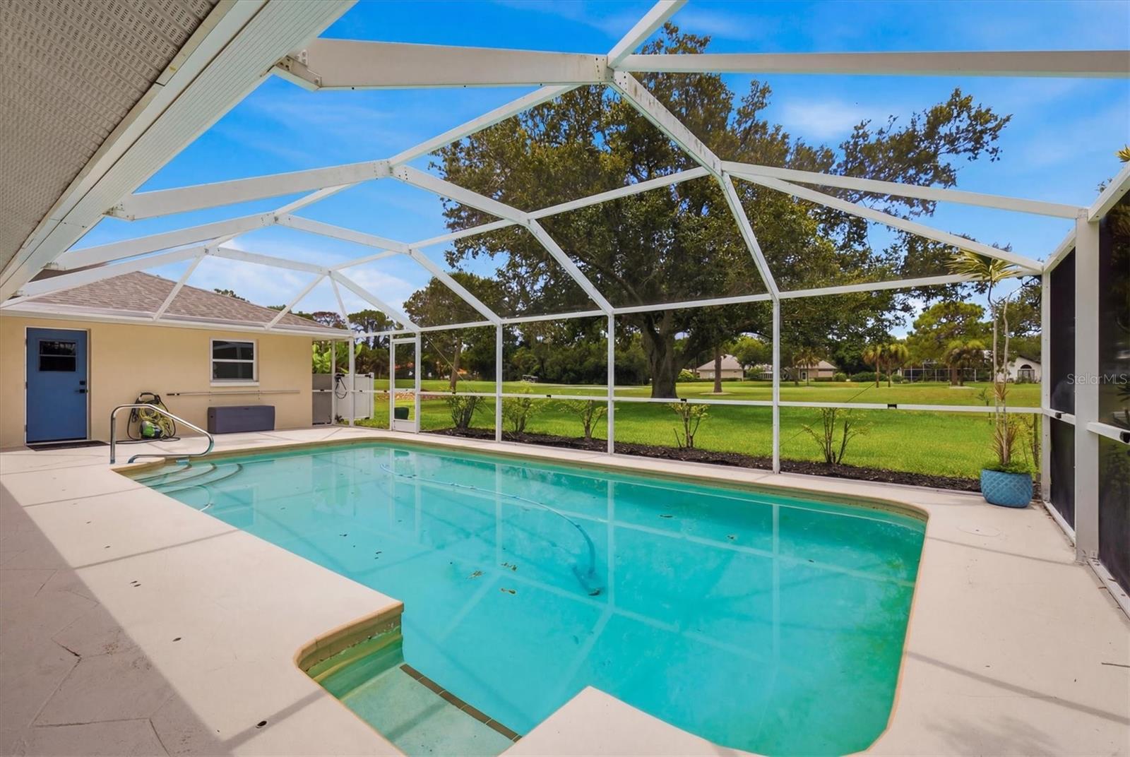 COUNTRY CLUB OF SARASOTA THE - Residential