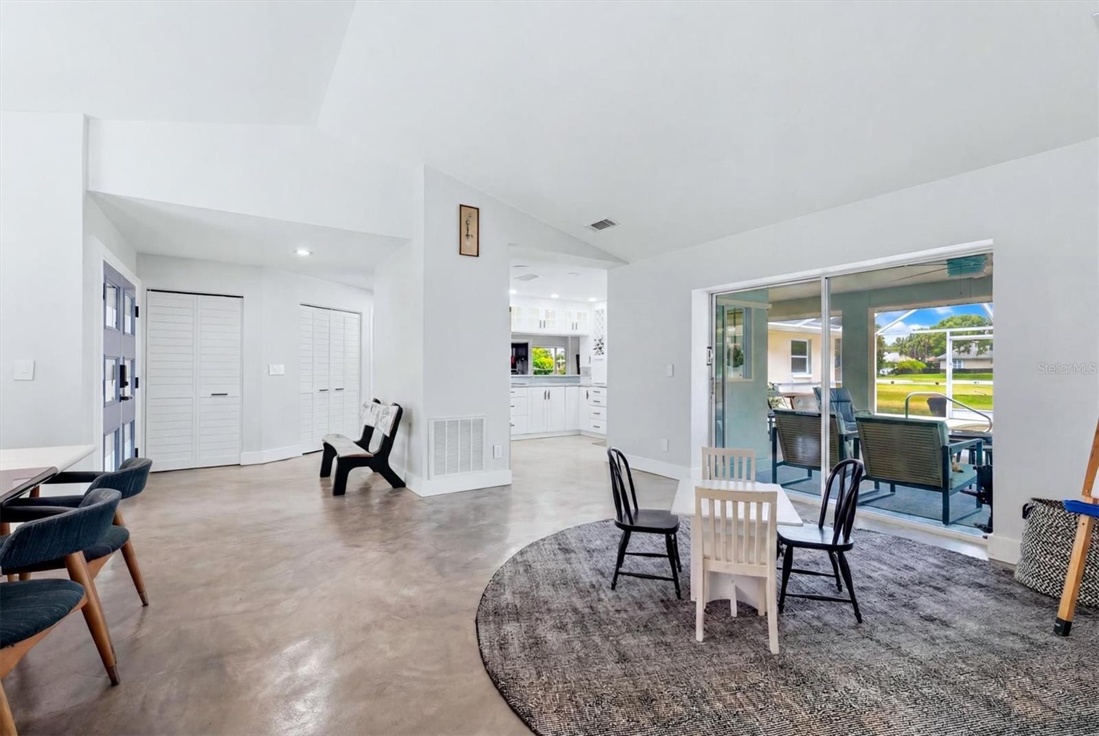 COUNTRY CLUB OF SARASOTA THE - Residential