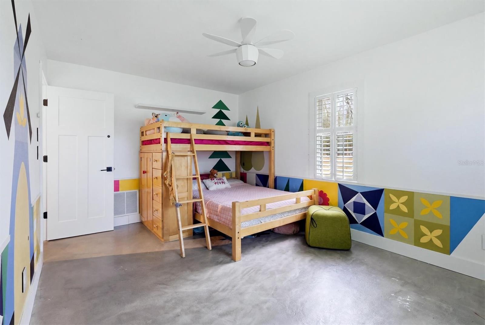 COUNTRY CLUB OF SARASOTA THE - Residential