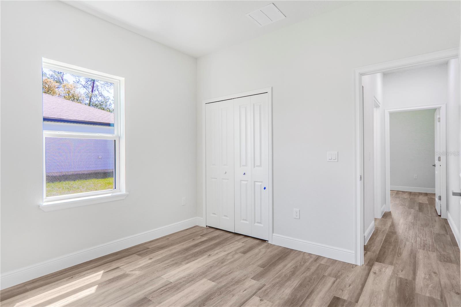 MARION OAKS UN 06 - Residential Lease