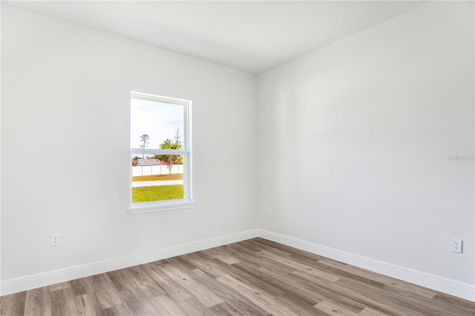 MARION OAKS UN 06 - Residential Lease