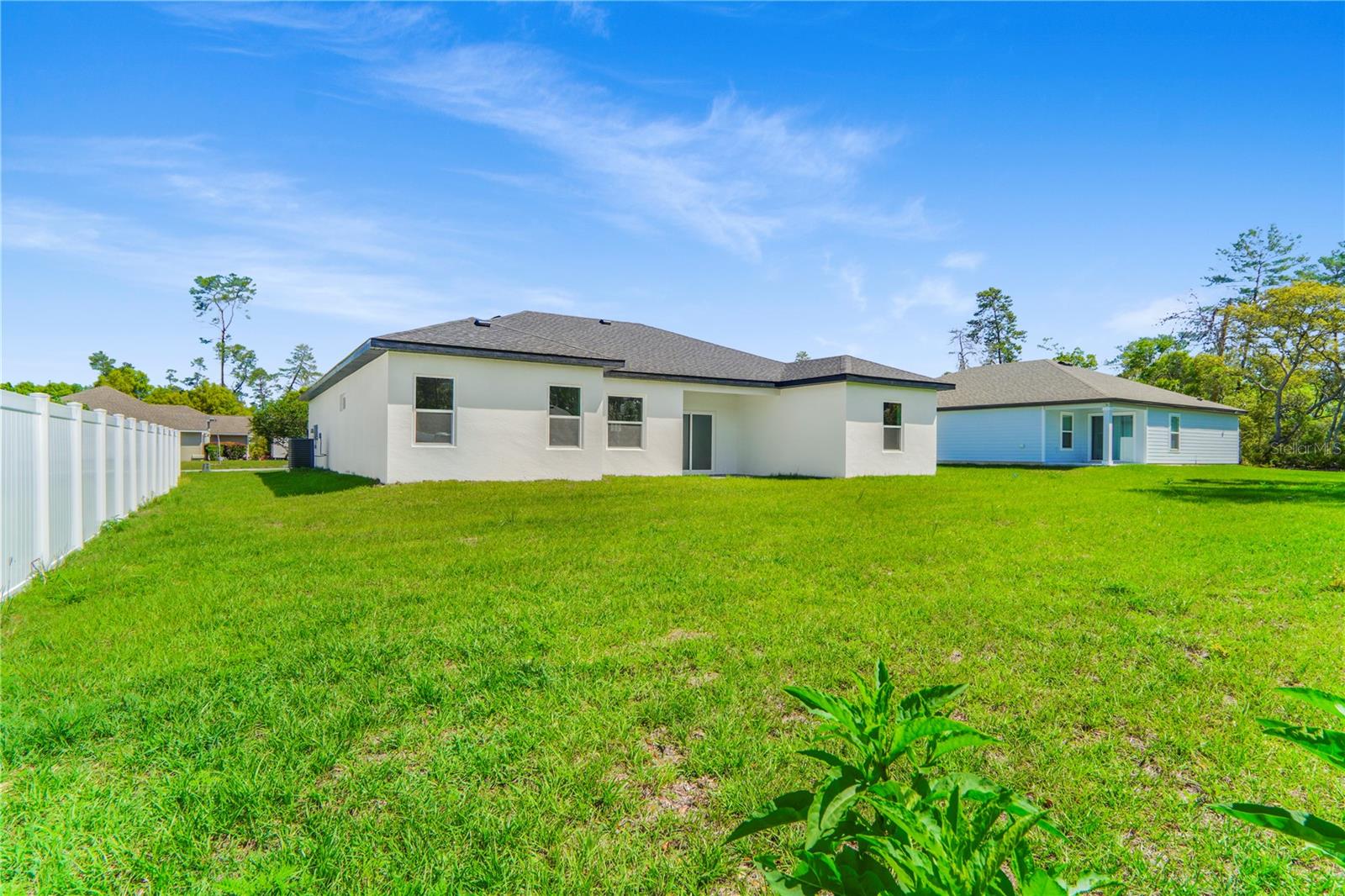 MARION OAKS UN 06 - Residential Lease