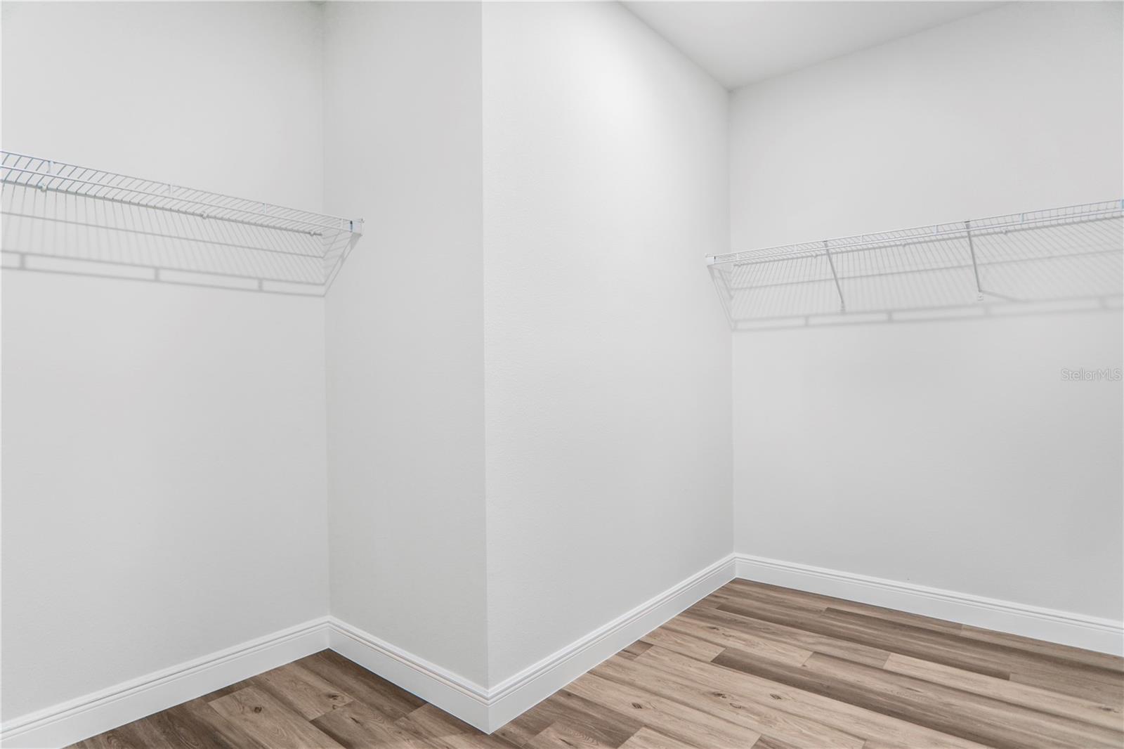 MARION OAKS UN 06 - Residential Lease
