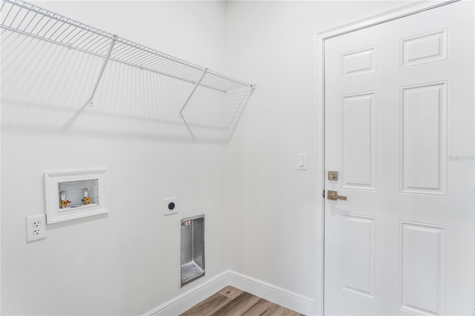 MARION OAKS UN 06 - Residential Lease