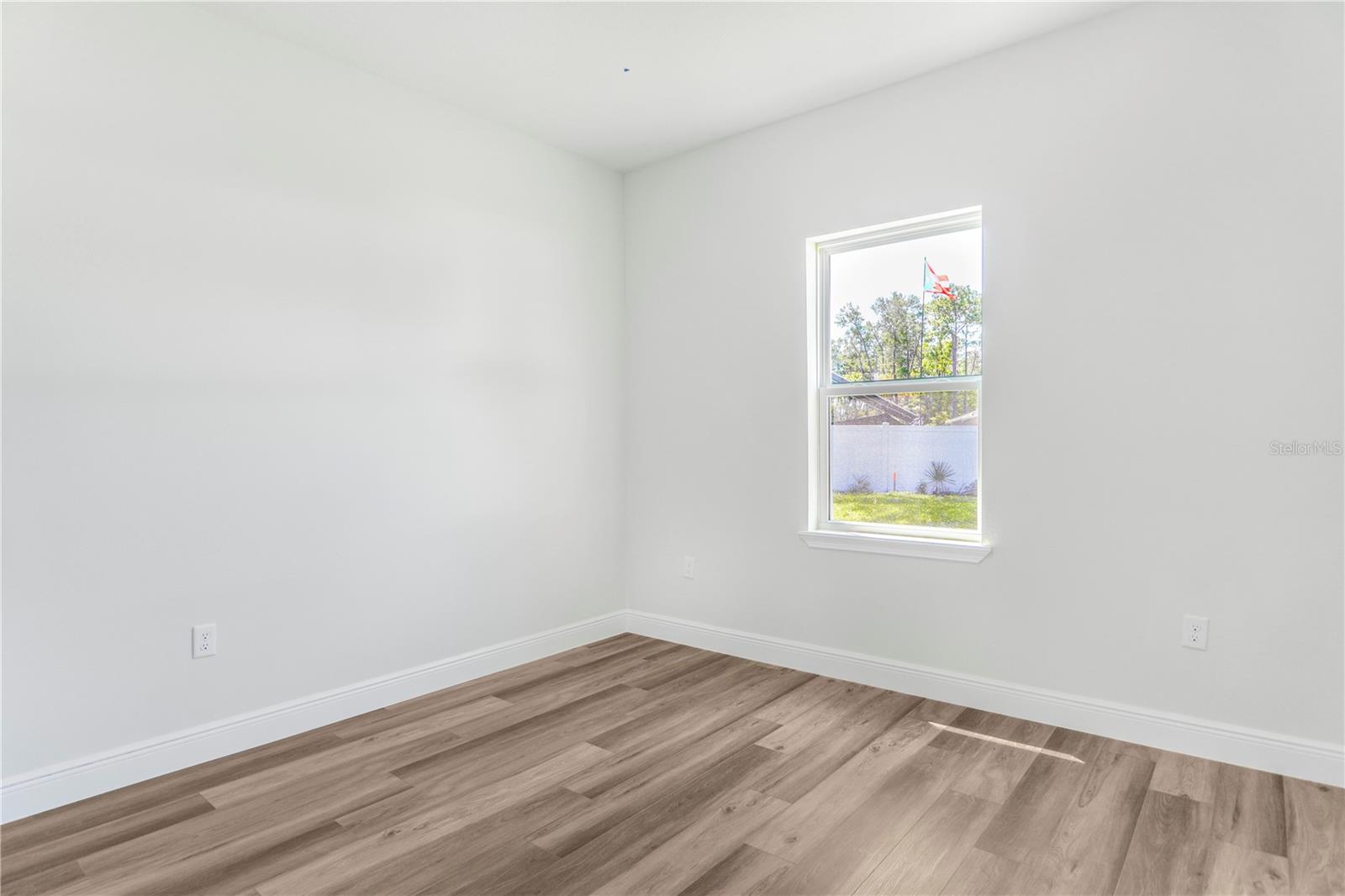 MARION OAKS UN 06 - Residential Lease