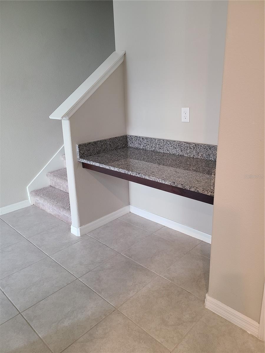 BELMONT TH - Residential Lease