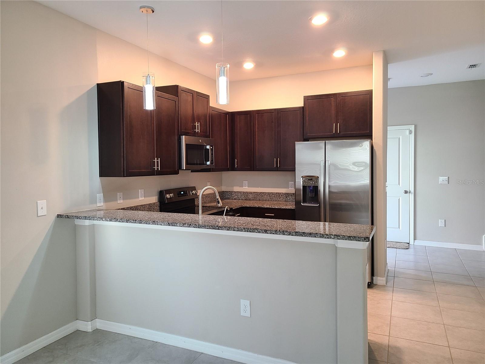 BELMONT TH - Residential Lease