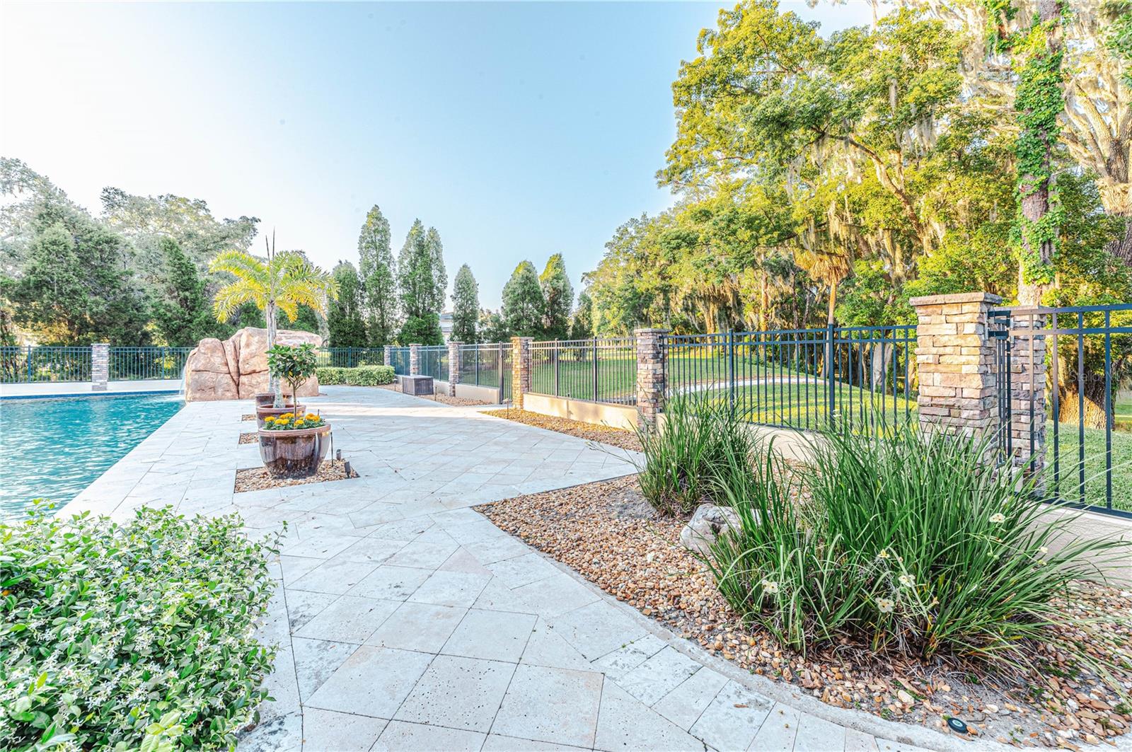 CANTERWOOD - Residential