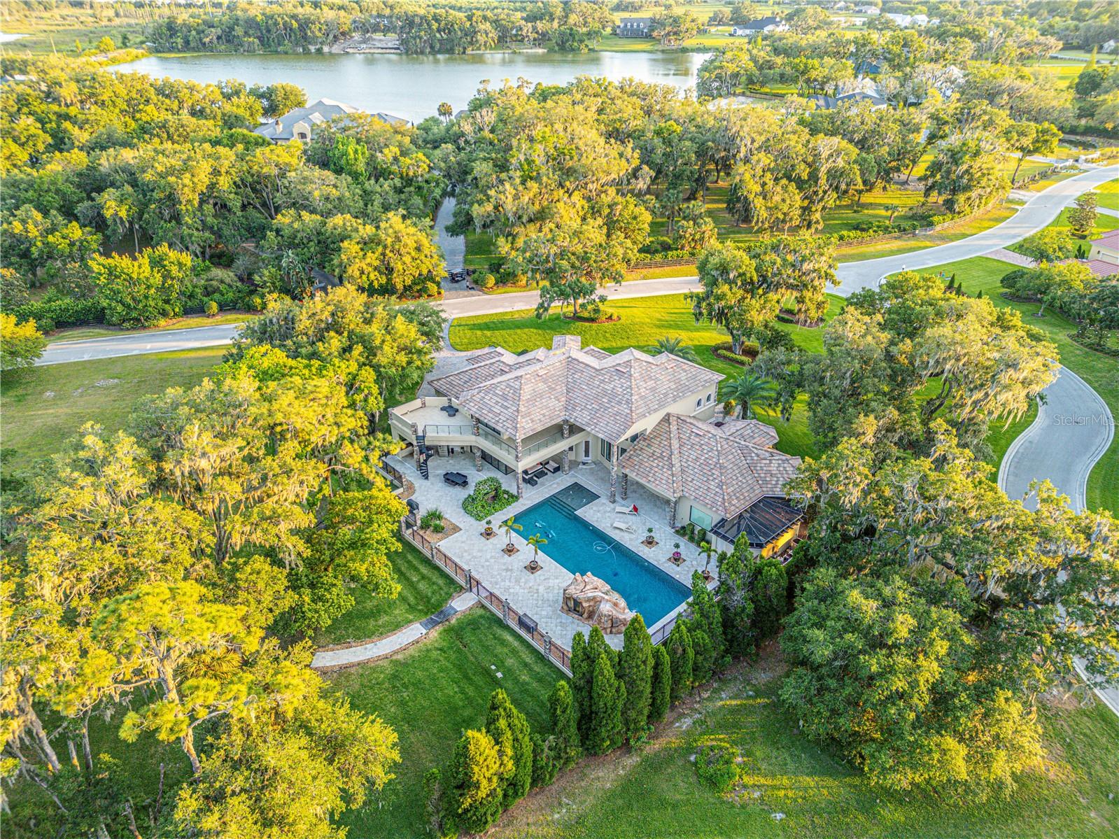 CANTERWOOD - Residential