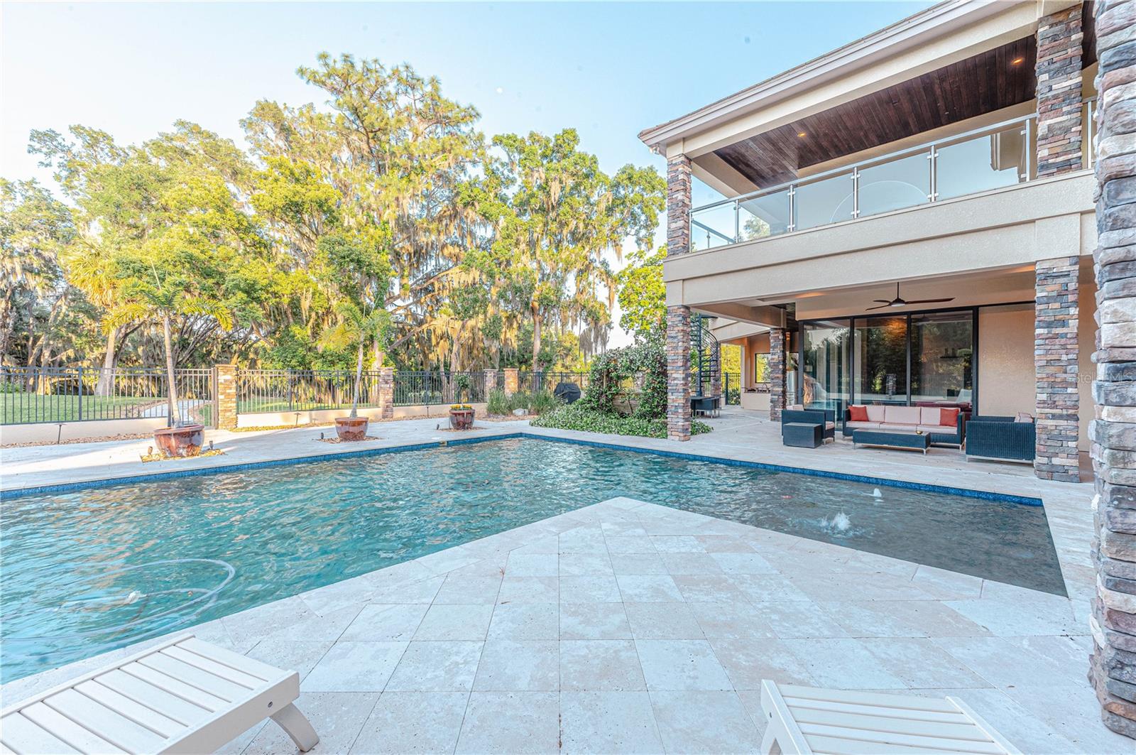 CANTERWOOD - Residential