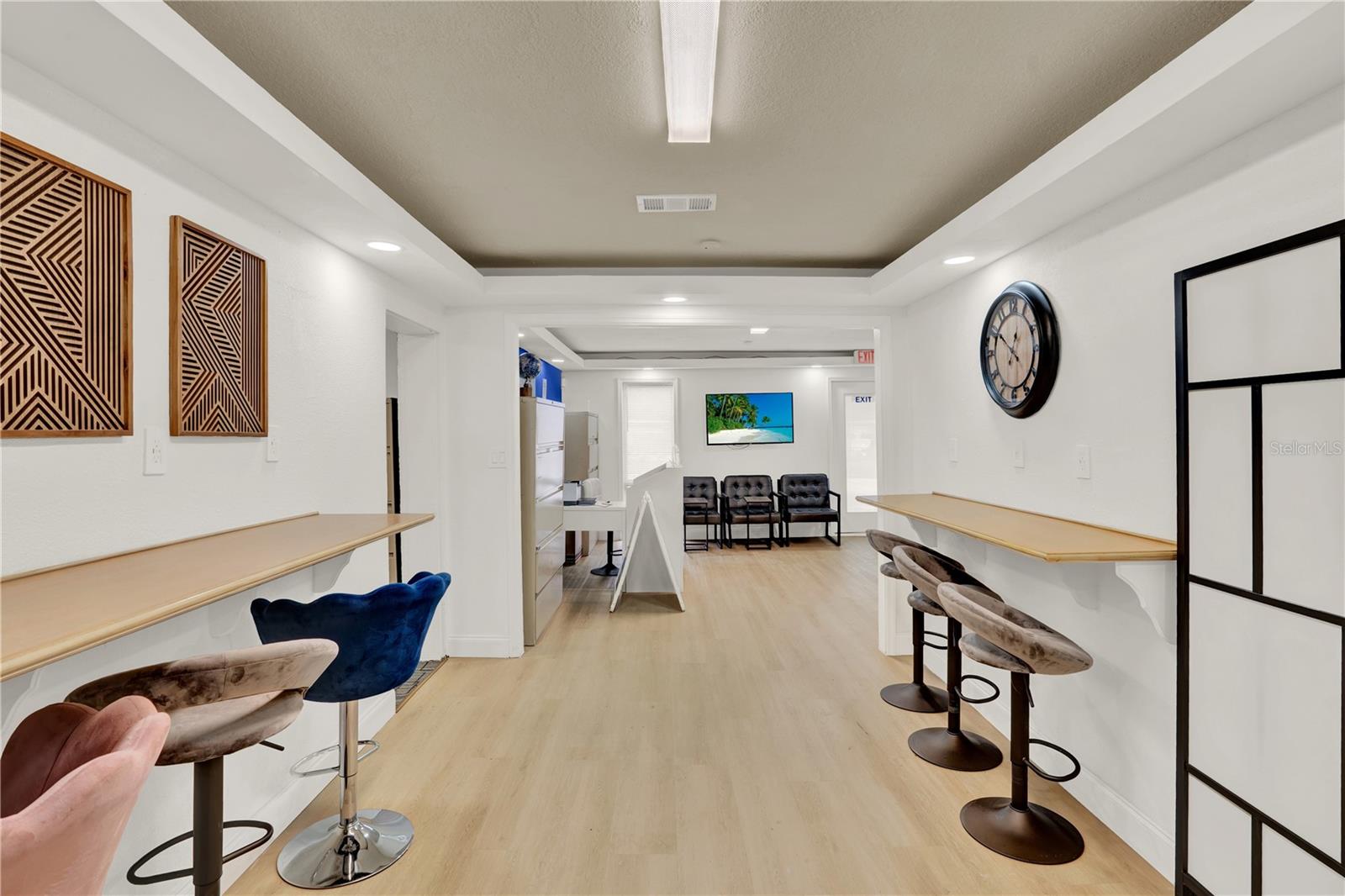 TINKER HEIGHTS - Commercial Lease