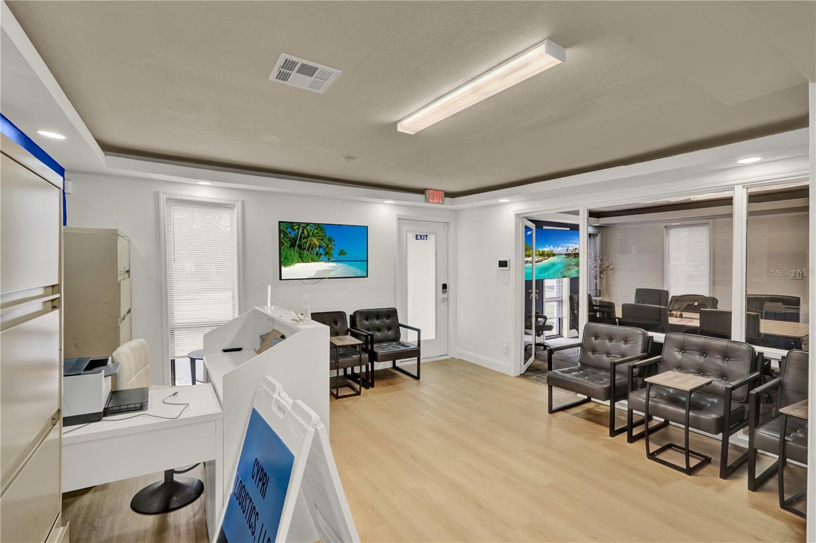 TINKER HEIGHTS - Commercial Lease