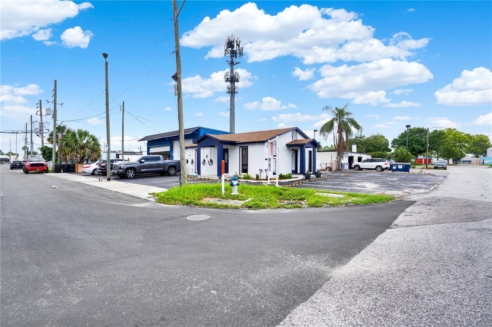 TINKER HEIGHTS - Commercial Lease