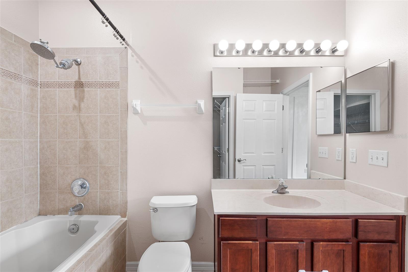 LEE VISTA SQUARE E - Residential Lease