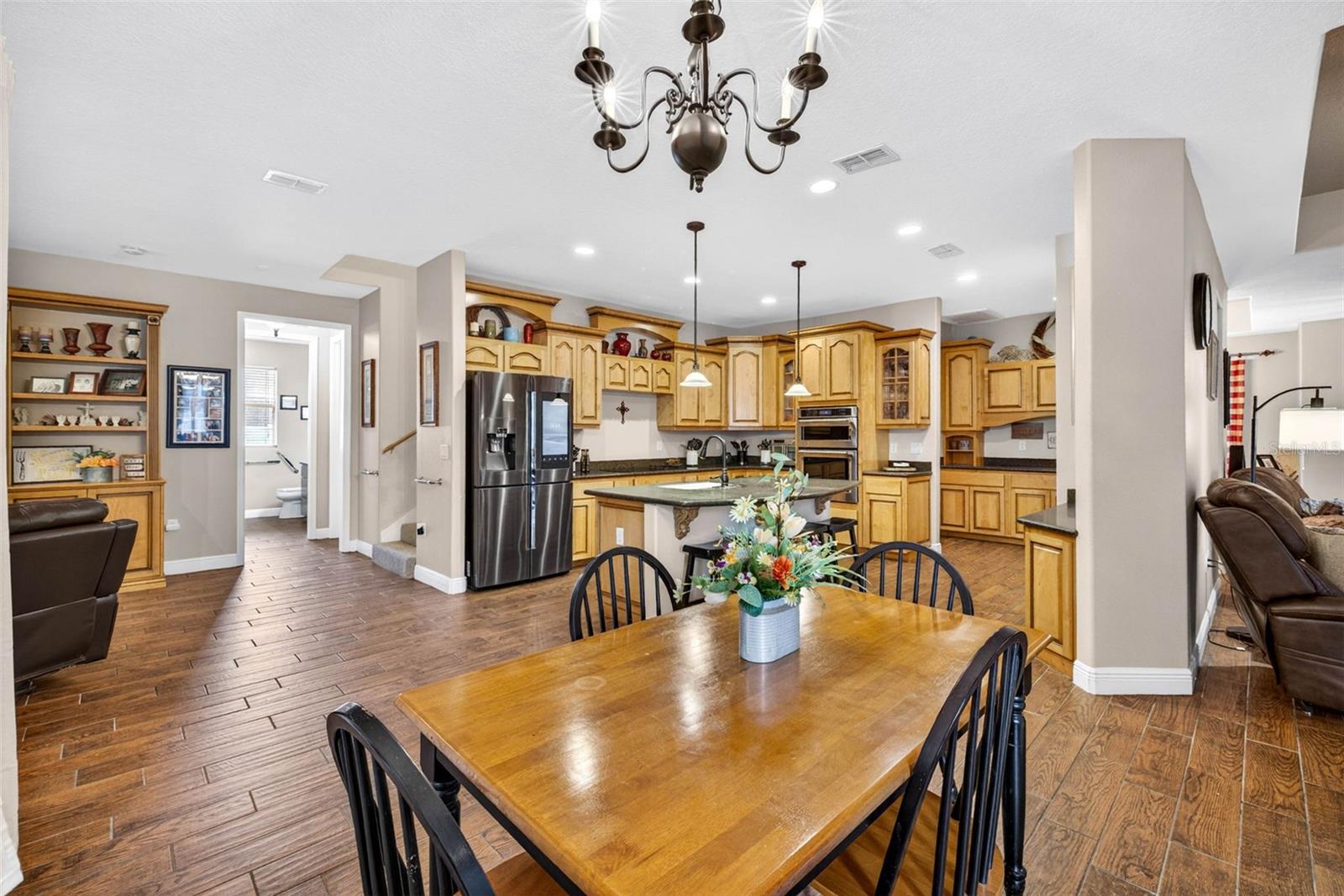 WOODRIDGE - Residential