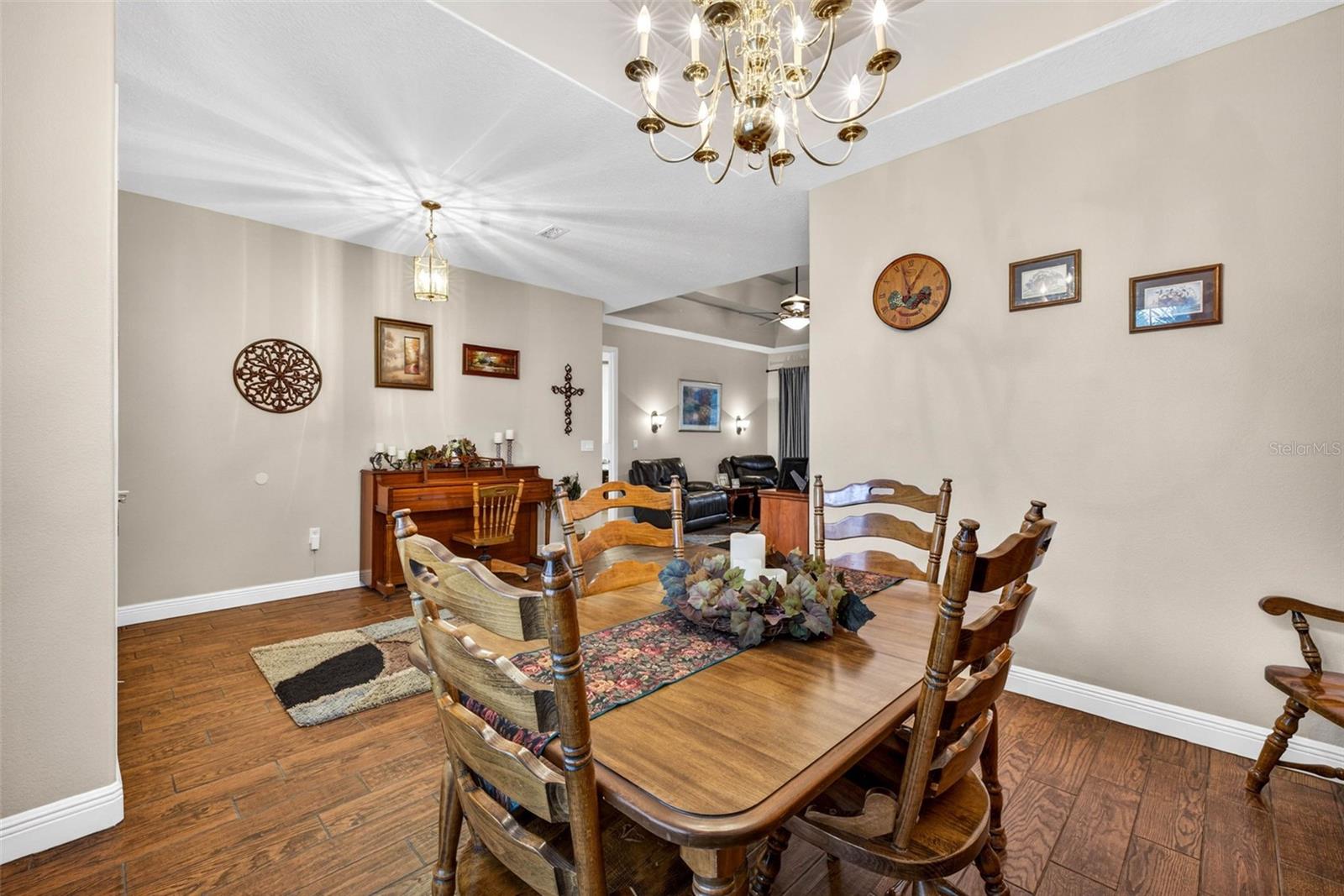 WOODRIDGE - Residential