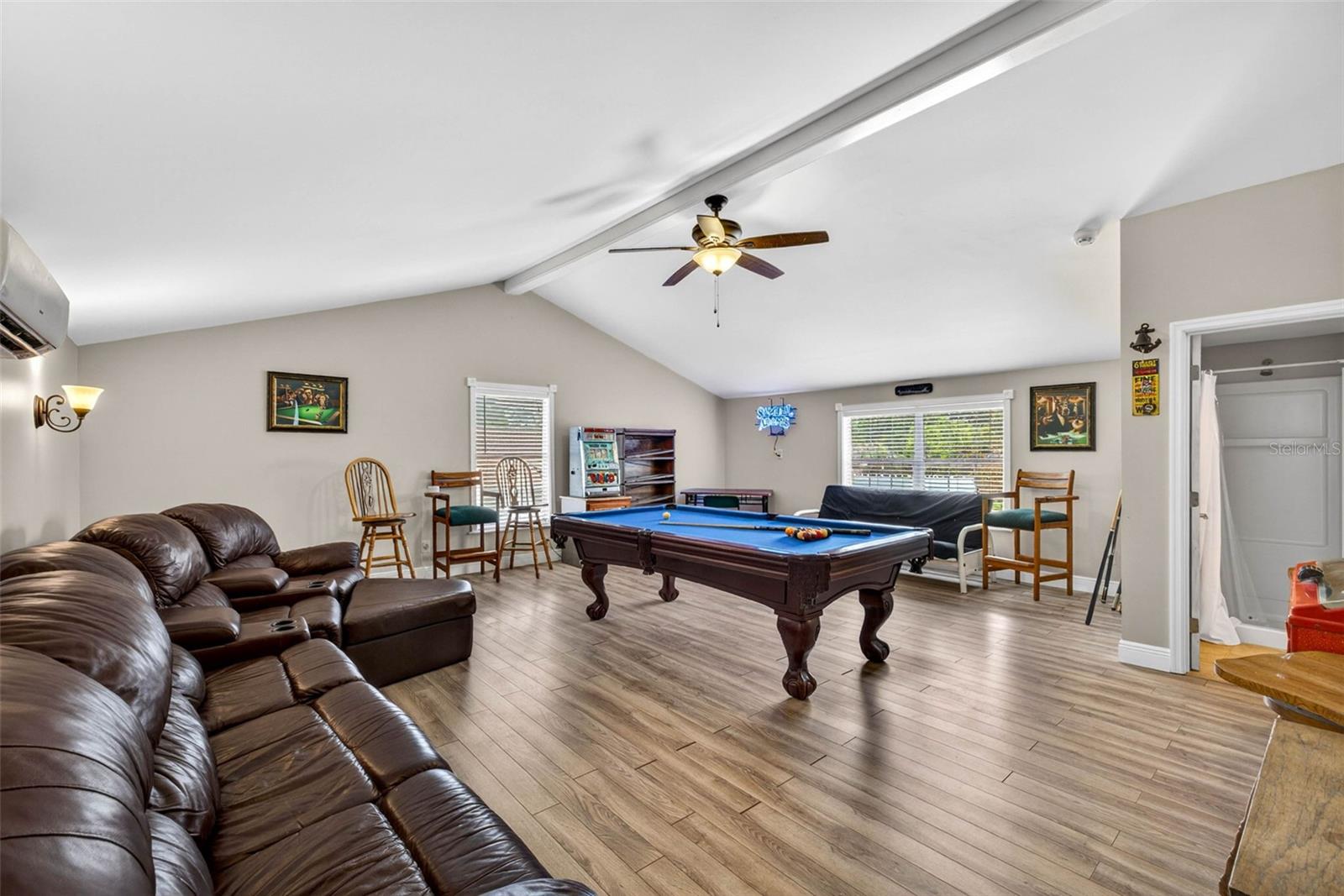WOODRIDGE - Residential