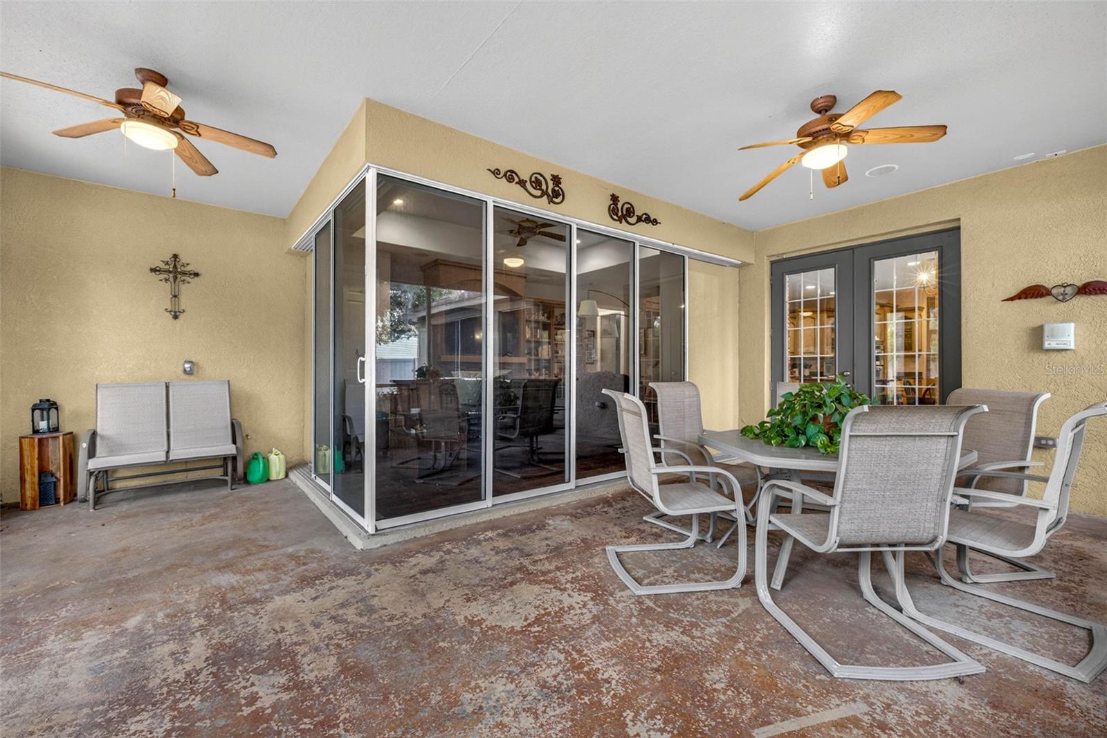 WOODRIDGE - Residential