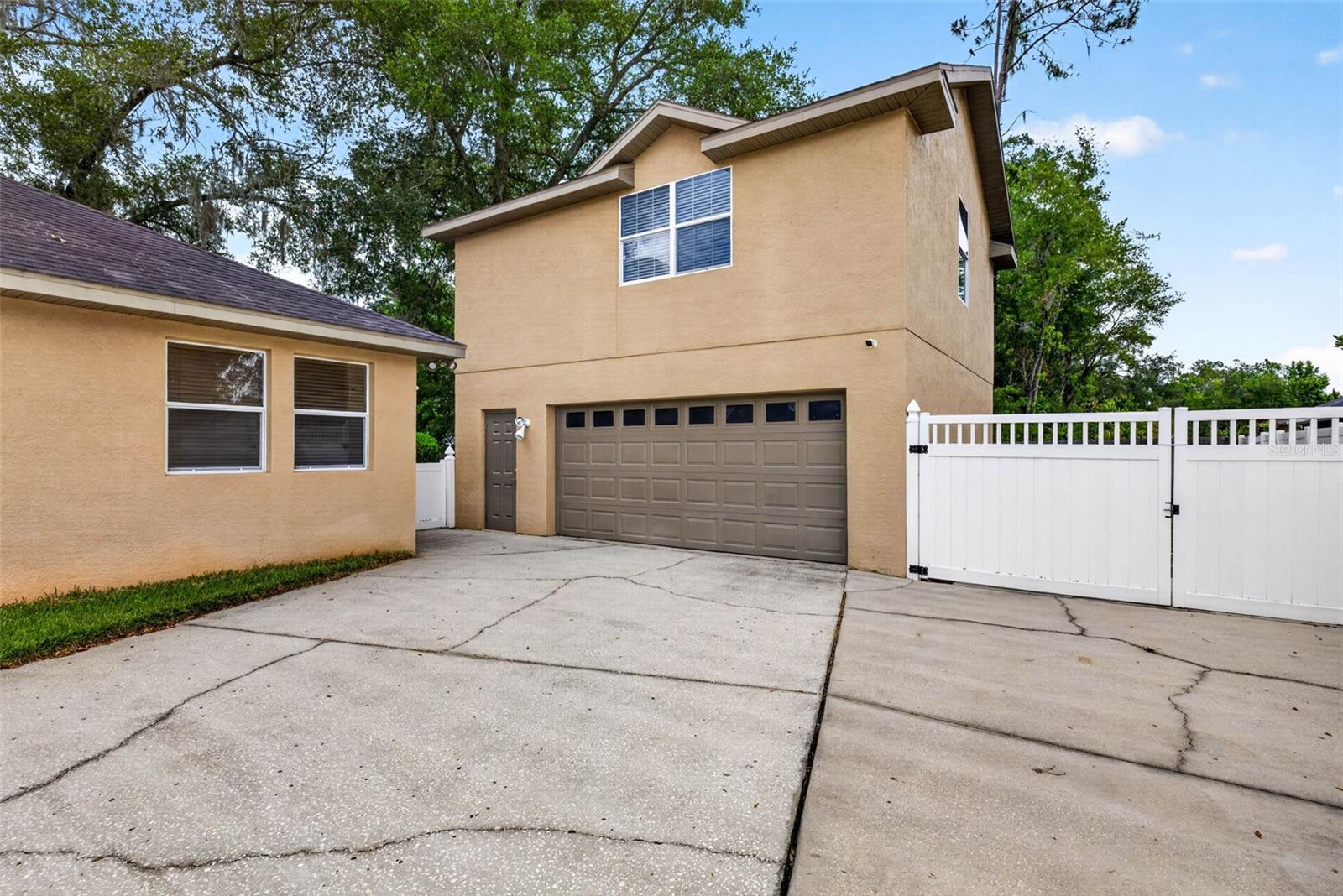 WOODRIDGE - Residential