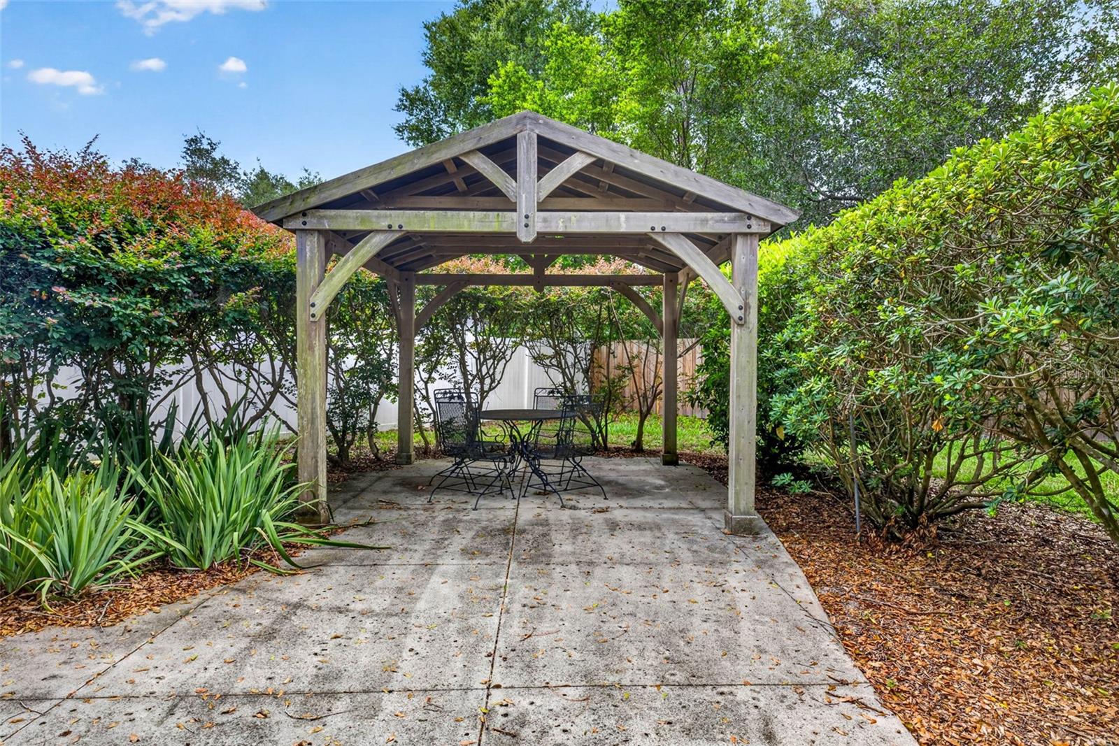WOODRIDGE - Residential