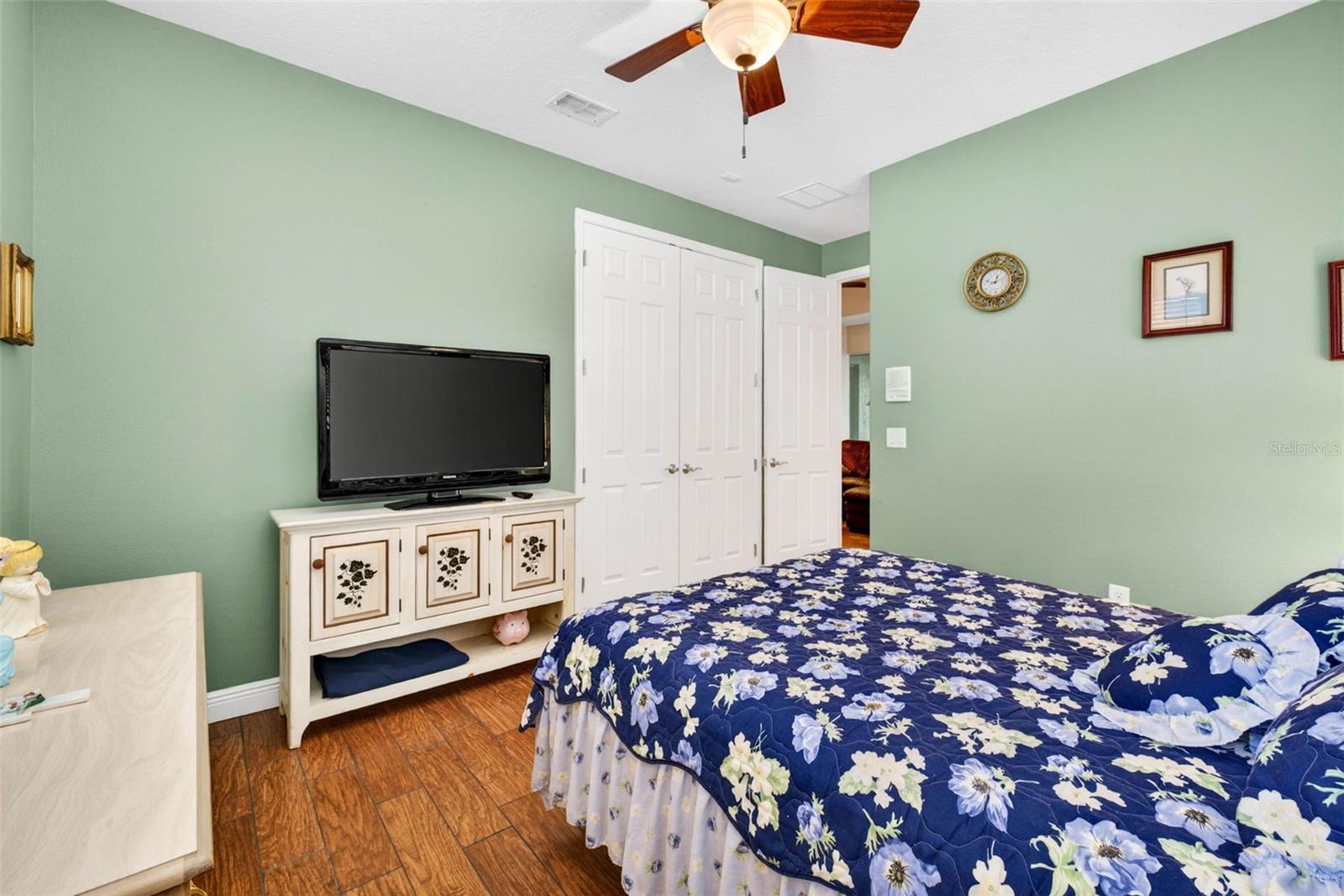 WOODRIDGE - Residential