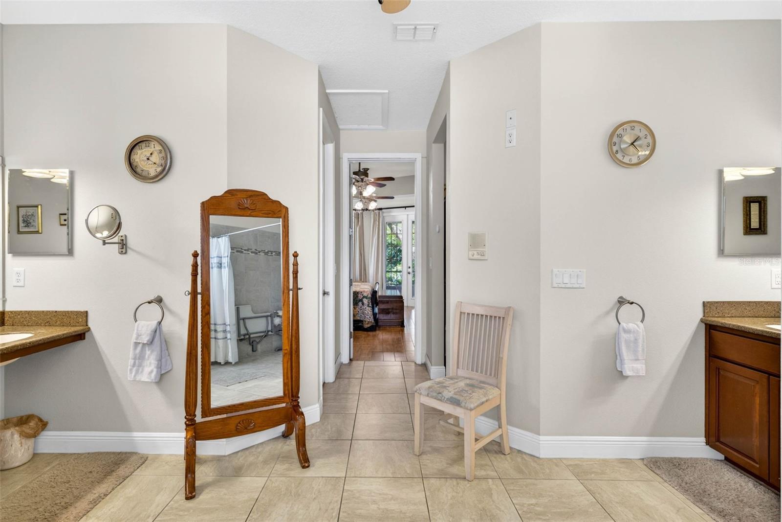 WOODRIDGE - Residential