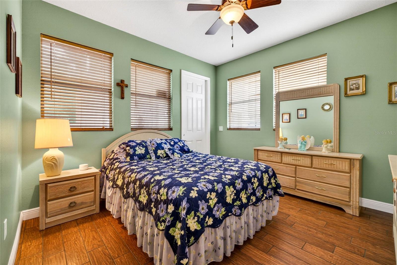 WOODRIDGE - Residential