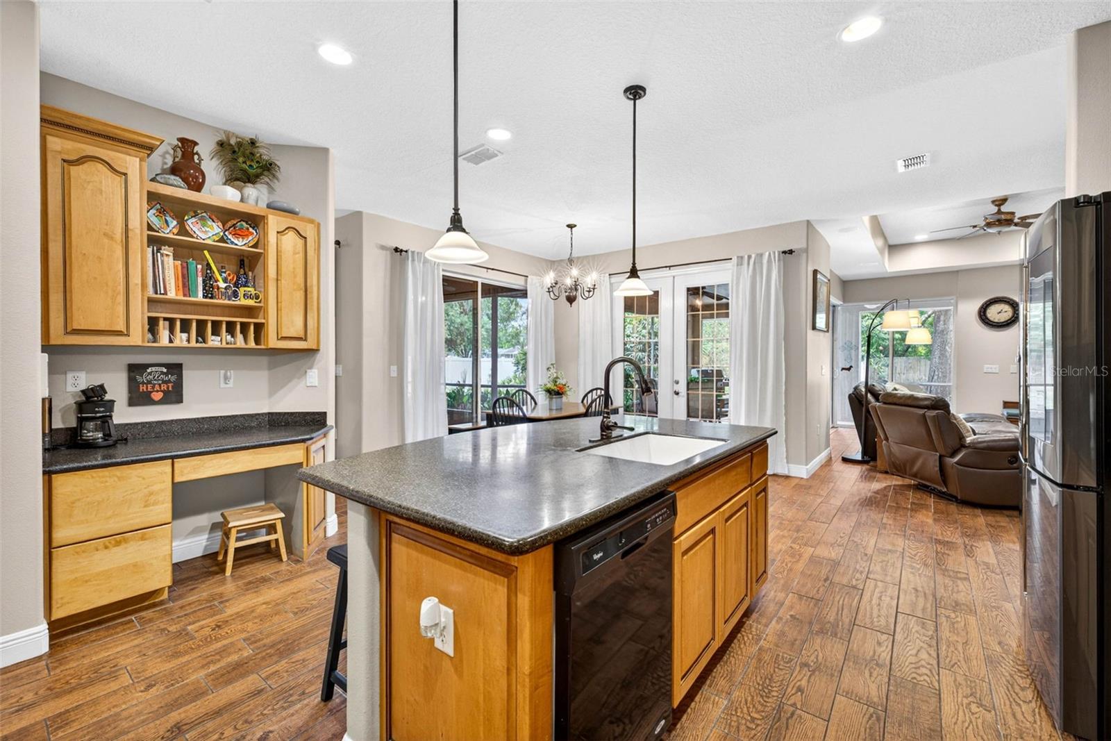 WOODRIDGE - Residential