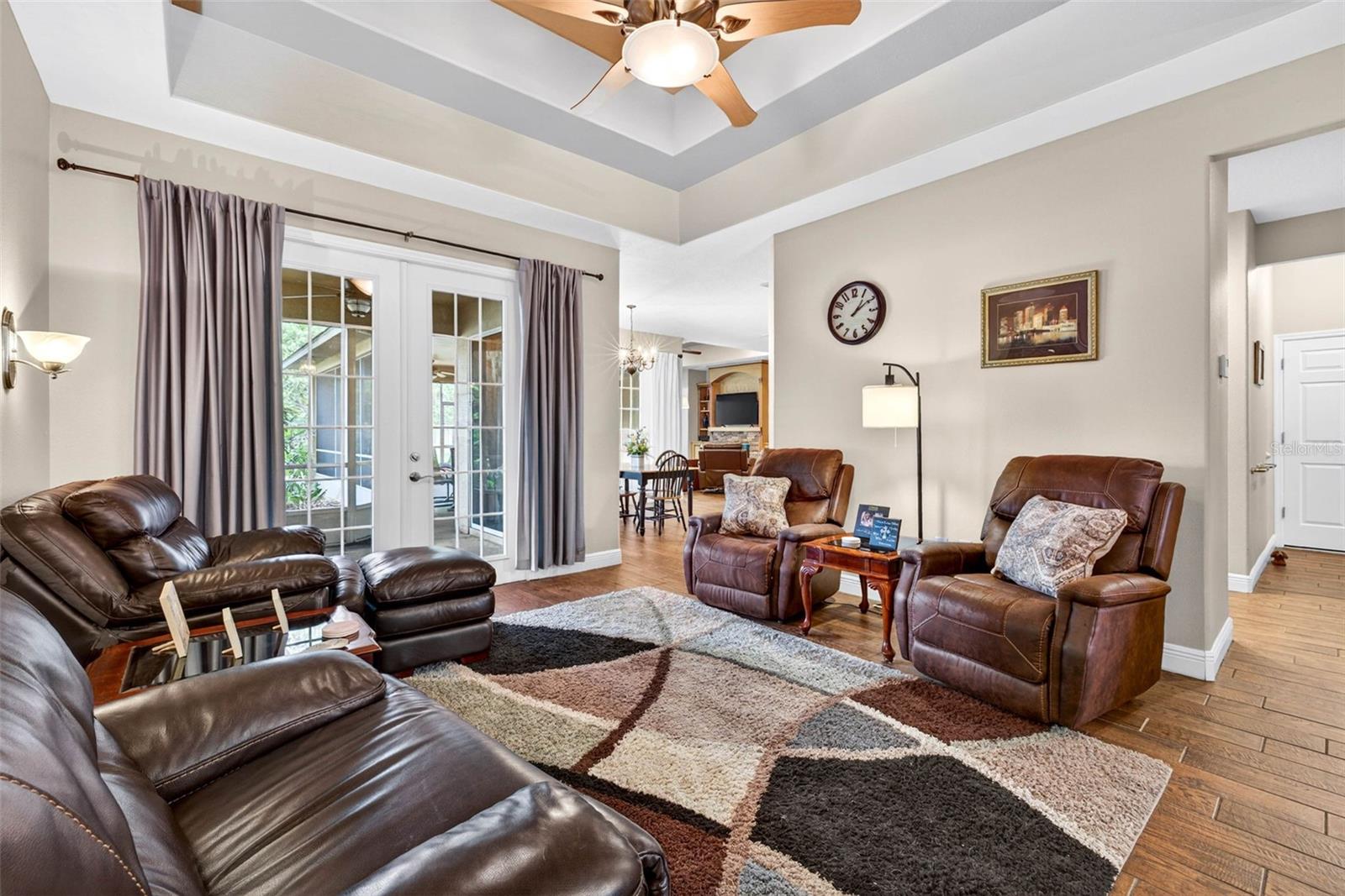 WOODRIDGE - Residential