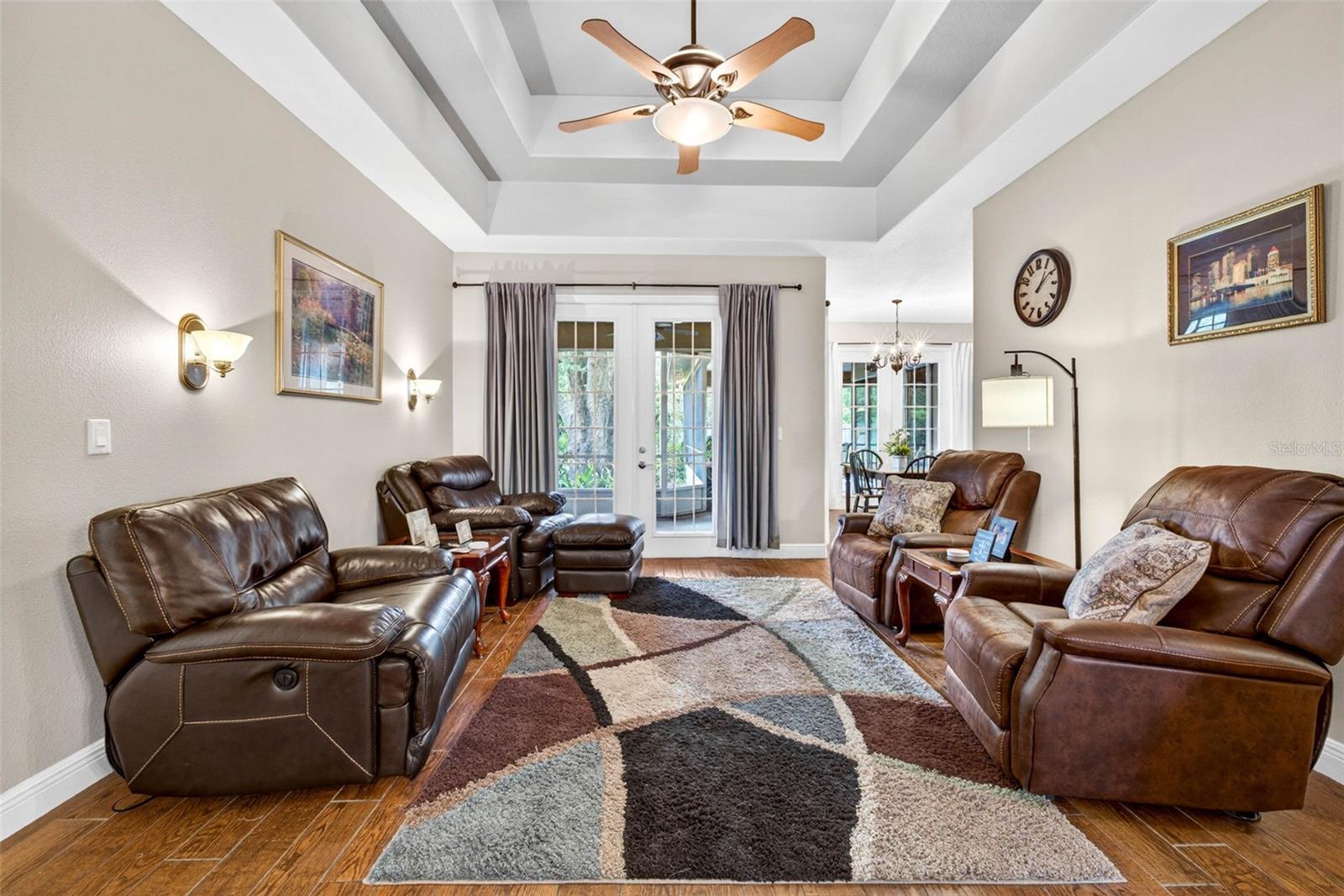WOODRIDGE - Residential